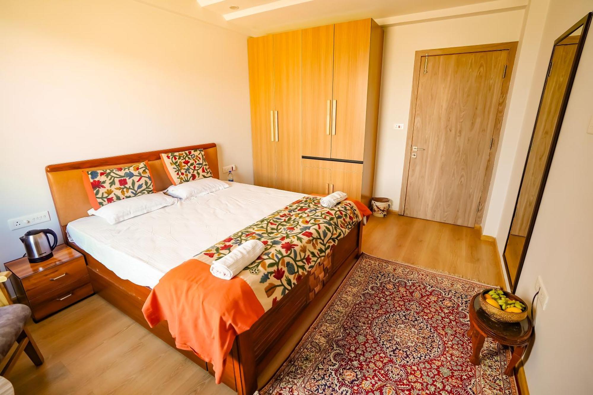 Zaabeel Kashmir Homestay *