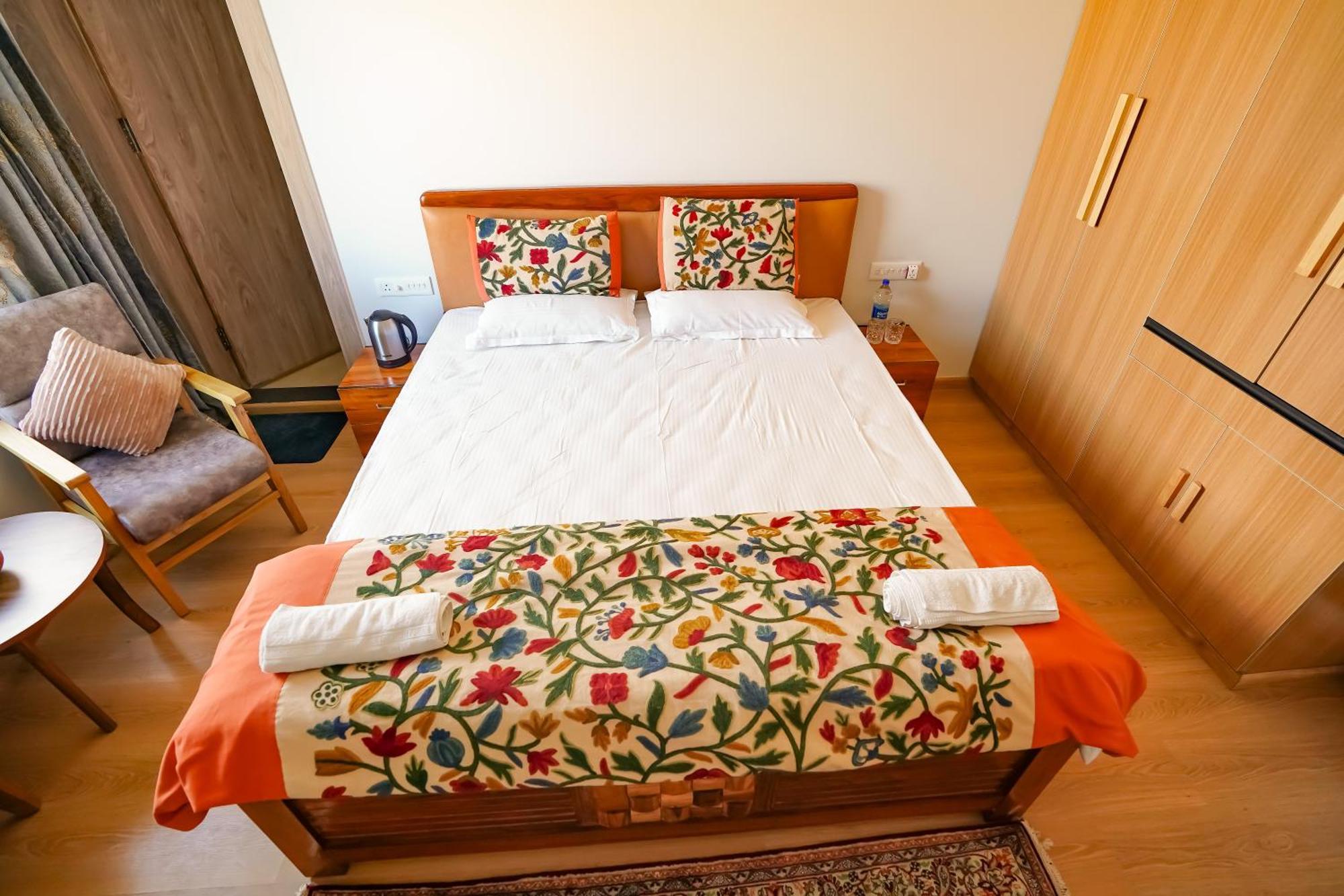 Homestay Zaabeel Kashmir