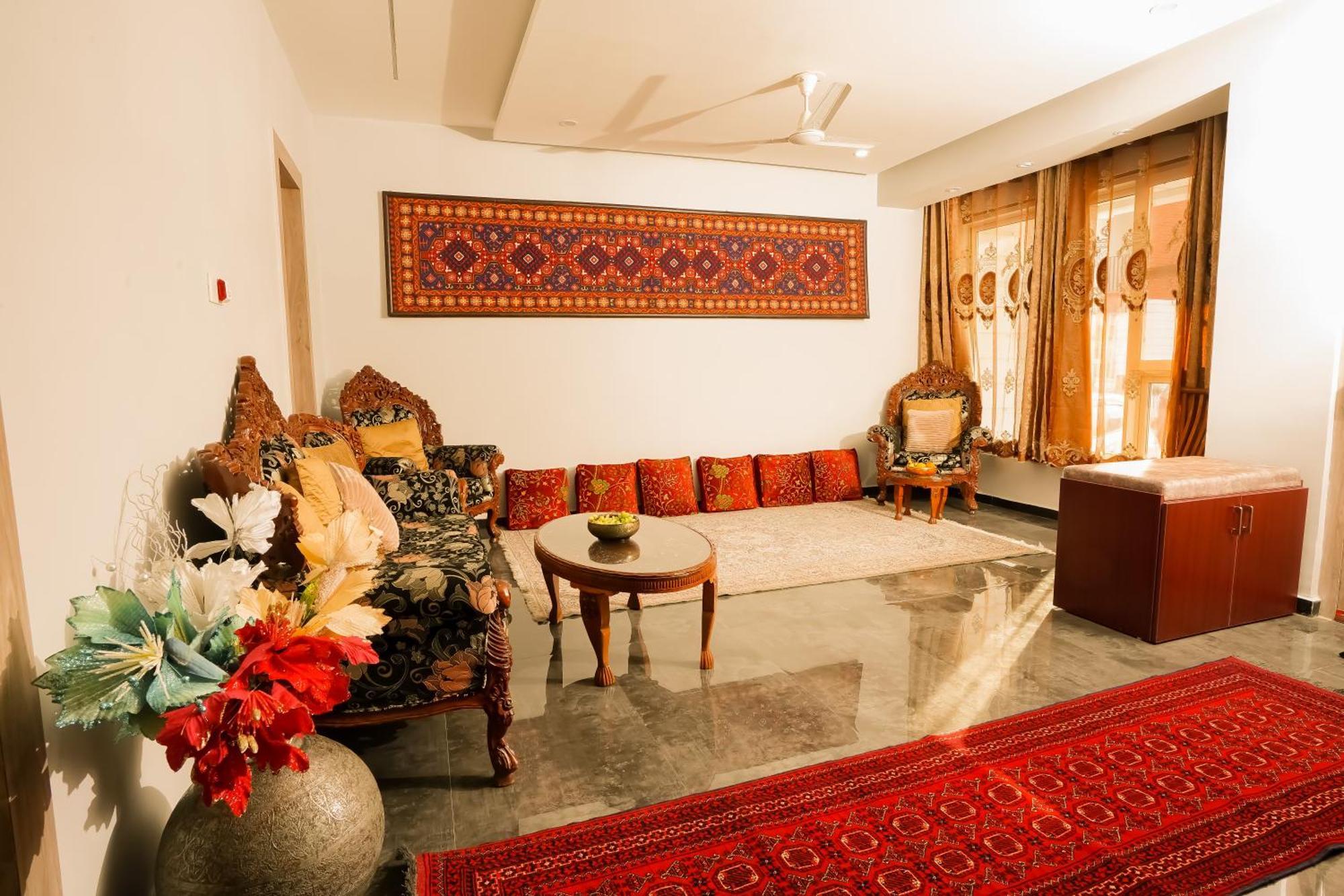 Zaabeel Kashmir Homestay Srinagar (Jammu and Kashmir)